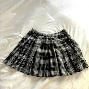 black plaid mini skirt